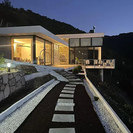 Yaka Vadi Villa *